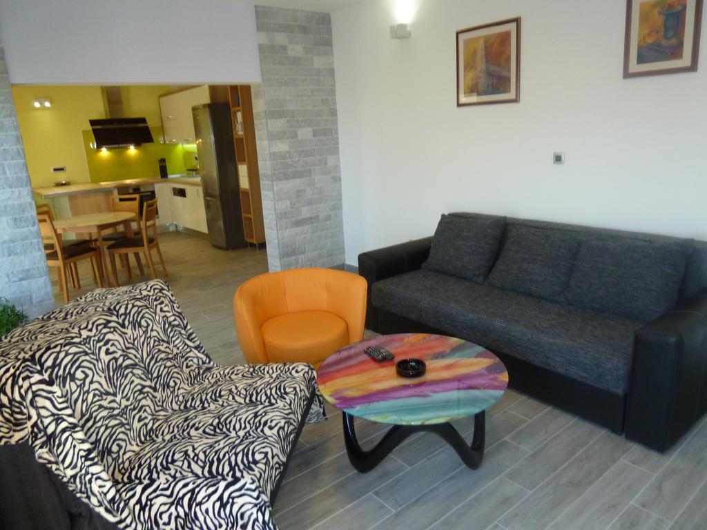 Apartments Jukic Klis Exterior photo