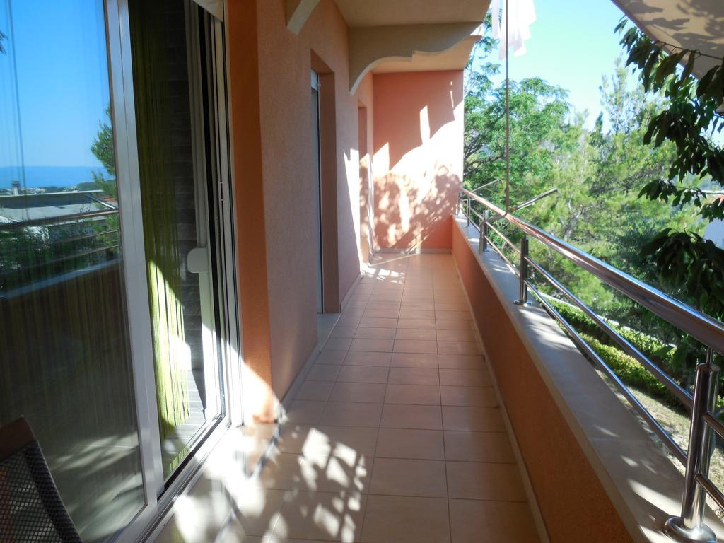 Apartments Jukic Klis Exterior photo